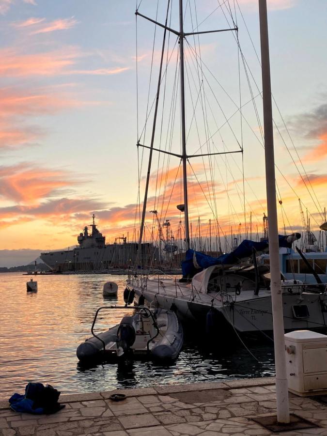 Marinca Du Port De Toulon Apartment Ngoại thất bức ảnh